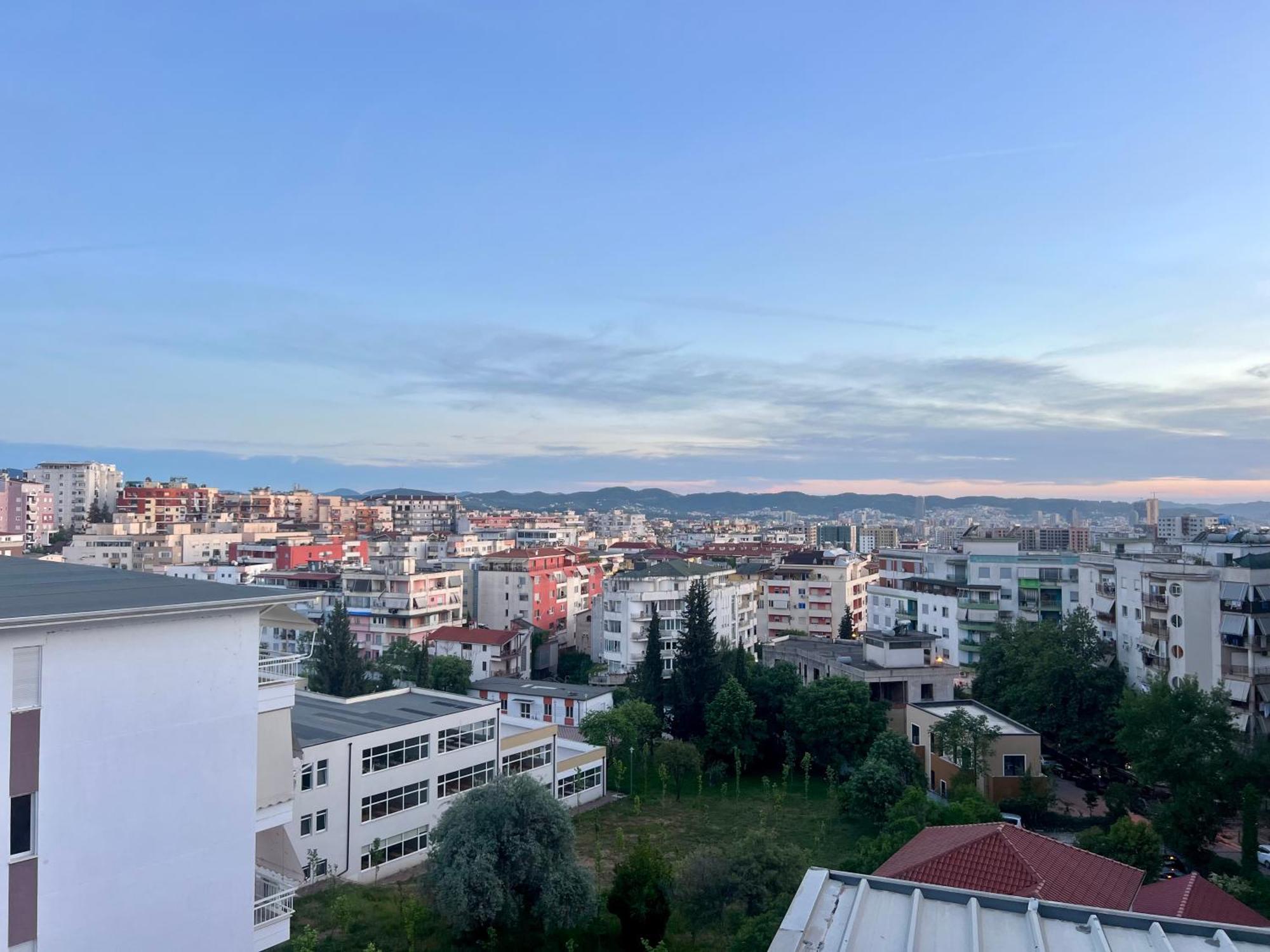 Aprtment Urbannest Apartment *